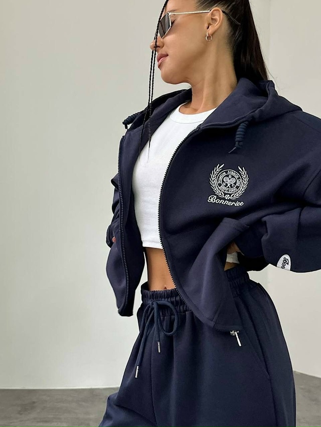 Спортивный костюм 23110647