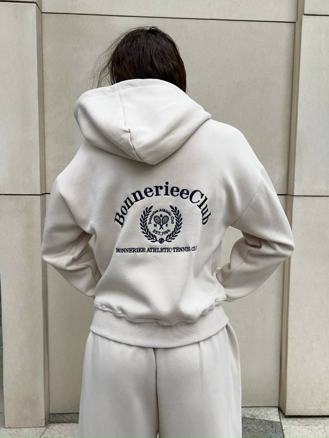 Спортивный костюм 23110647