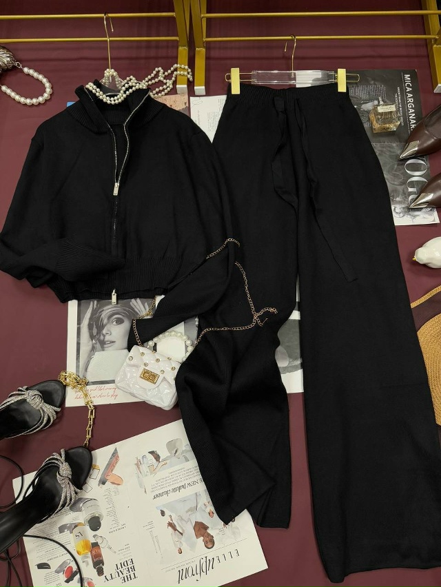 Костюм 23114924