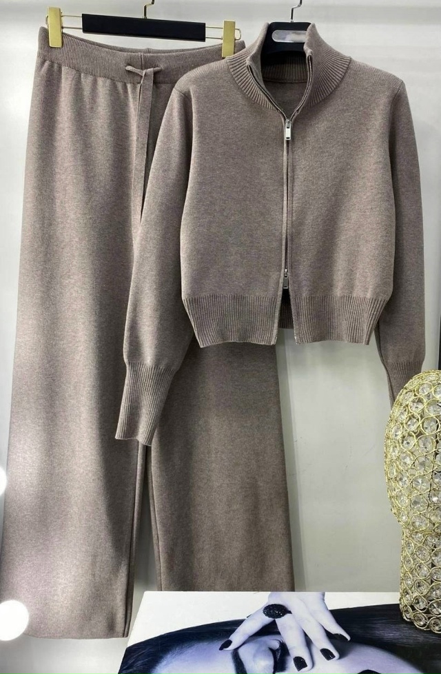 Костюм 23117696