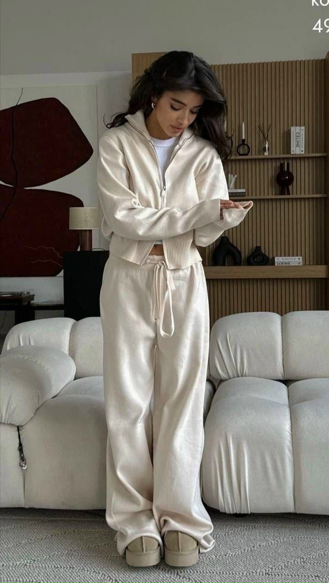 Спортивный костюм 23119963