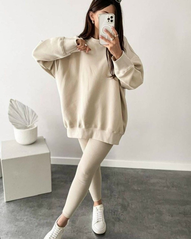 Спортивный костюм 23119338