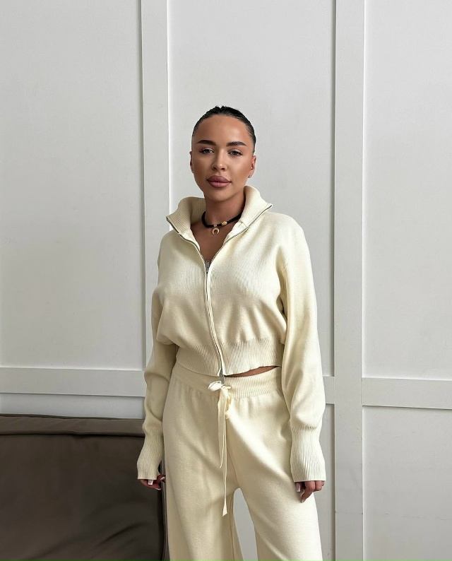 Спортивный костюм 23123260