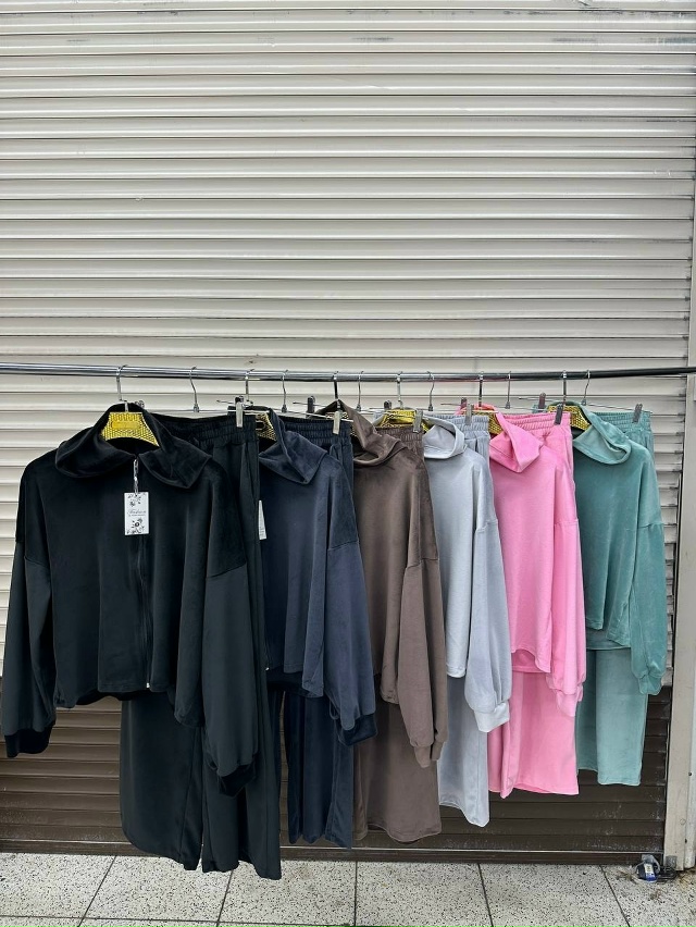 Спортивный костюм 23126846