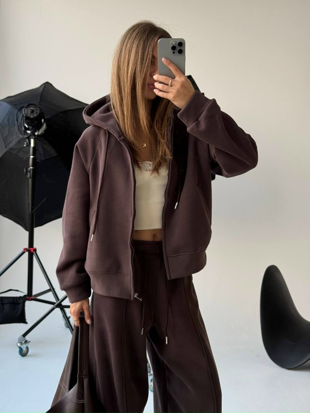 Спортивный костюм 23127766