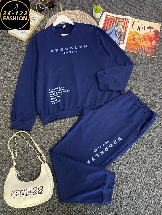 Спортивный костюм 23128290