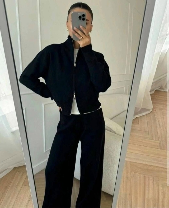 Спортивный костюм 23130182