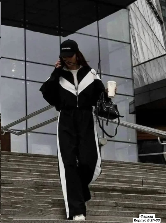 Спортивный костюм 23130109