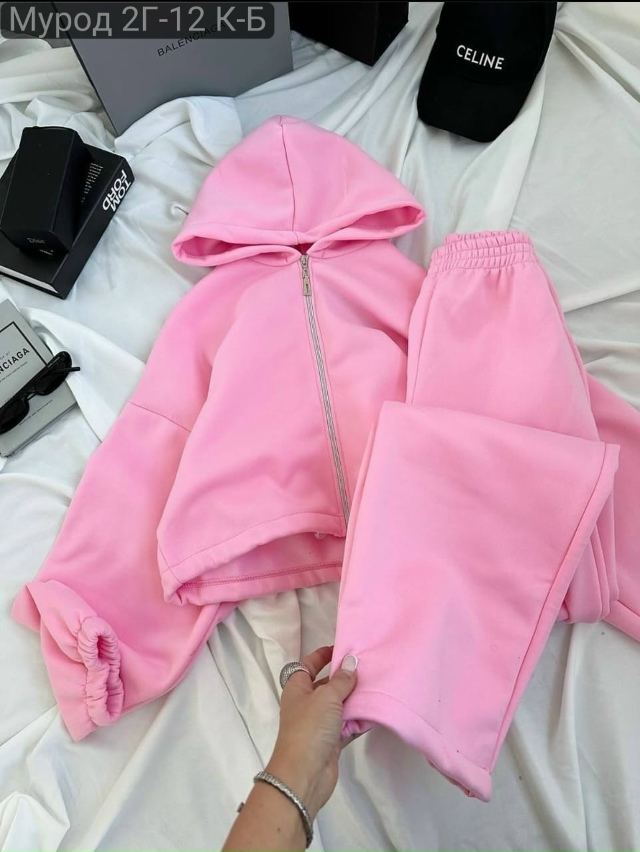 Спортивный костюм 23132489