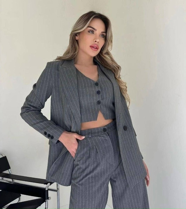 Костюм 23131527