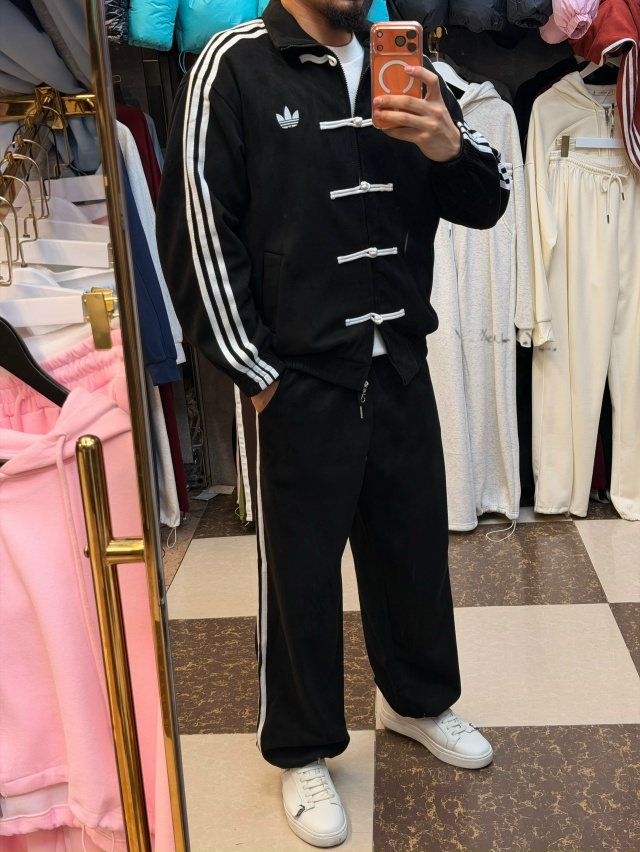 Спортивный костюм 23131893