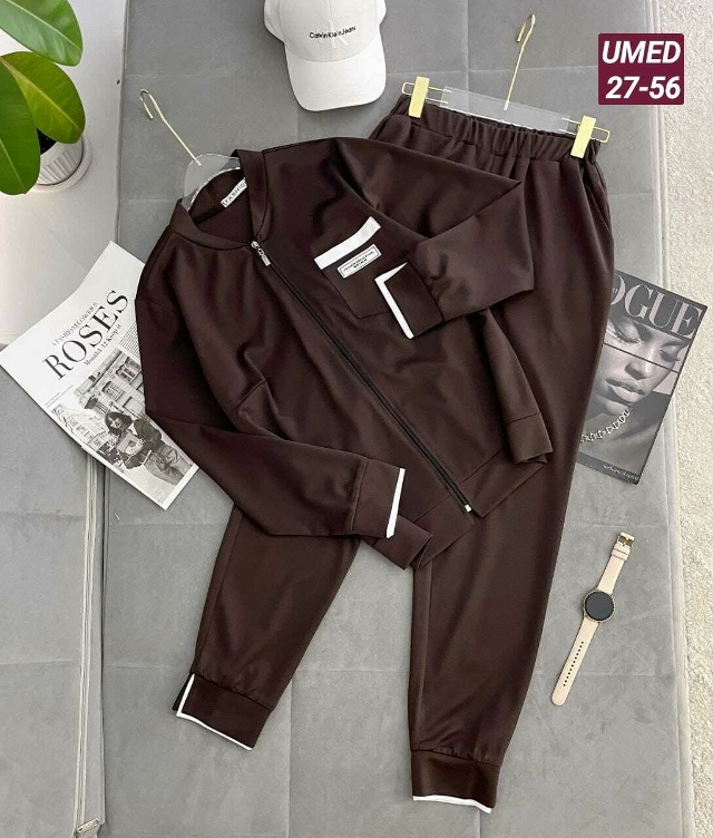 Спортивный костюм 23138806