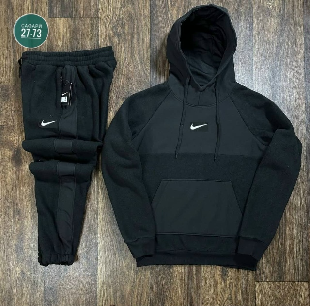 Спортивный костюм 23137855