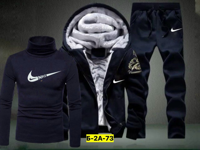 Спортивный костюм 23137941