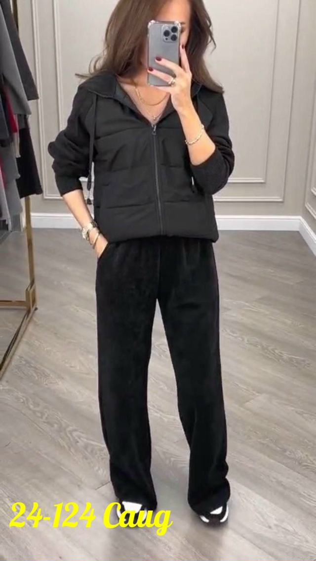 Спортивный костюм 23138799