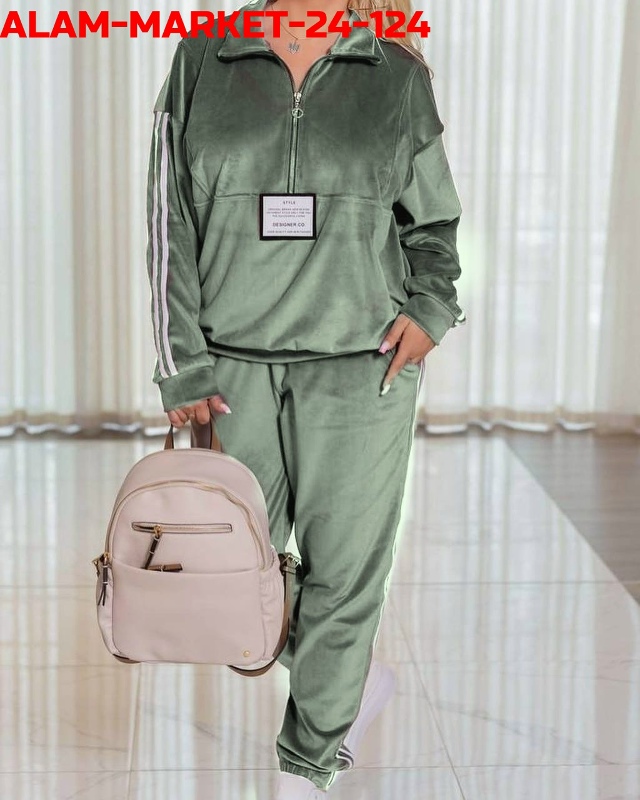 Спортивный костюм 23139418