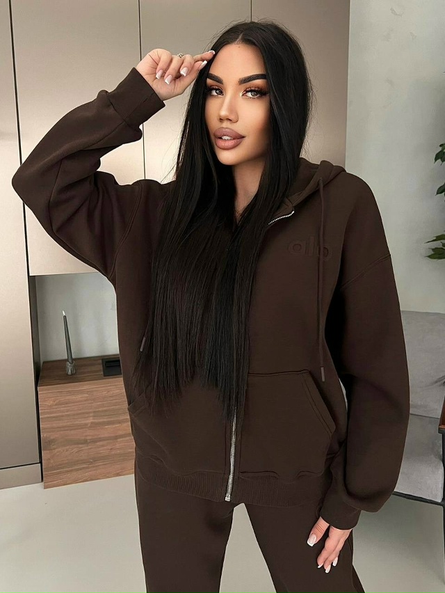 Спортивный костюм 23141678