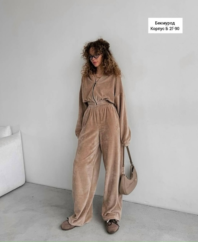 Спортивный костюм 23142182