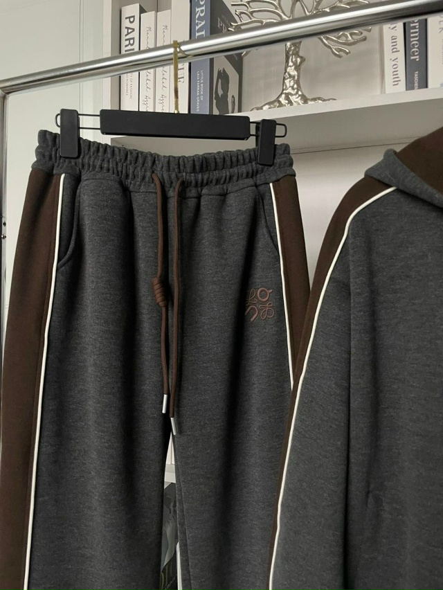 Спортивный костюм 23143218