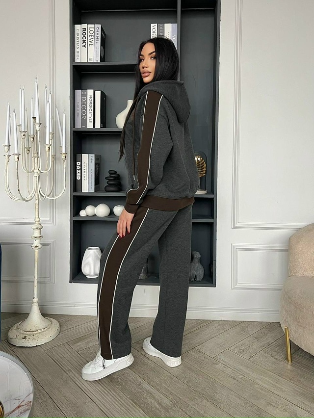 Спортивный костюм 23143218