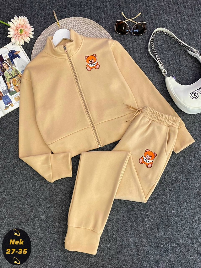 Спортивный костюм 23143735