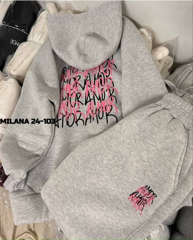 Спортивный костюм 23142894