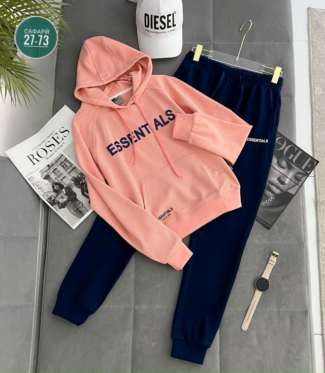 Спортивный костюм 23144642