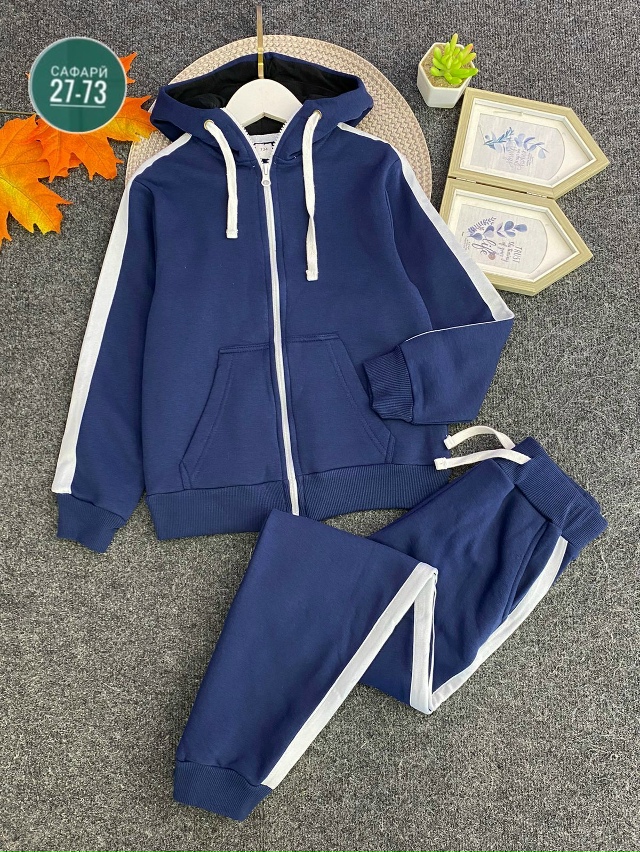 Спортивный костюм 23144525