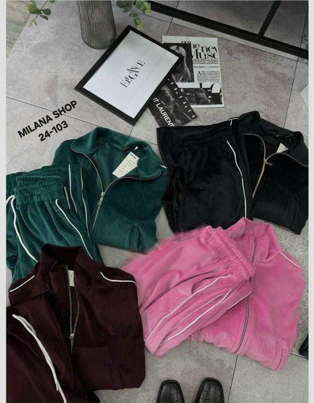 Спортивный костюм 23149130