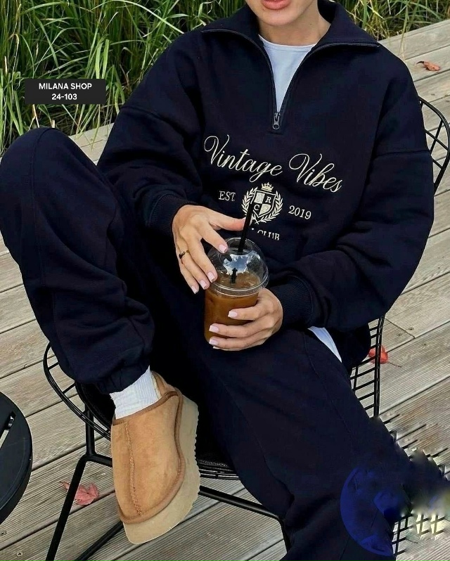 Спортивный костюм 23148414