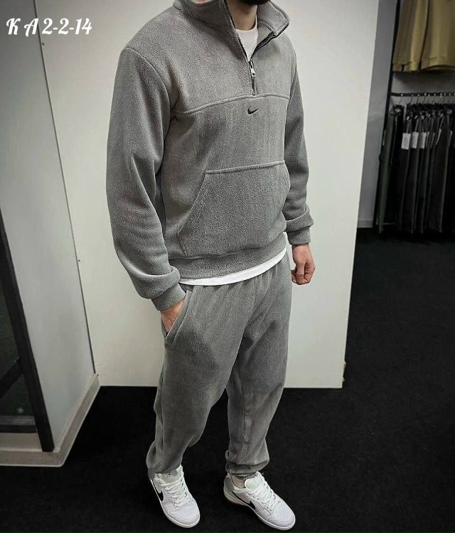 Спортивный костюм 23149904