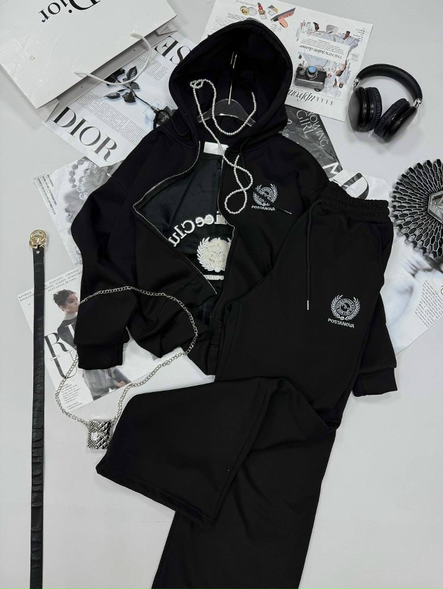 Спортивный костюм 23152681