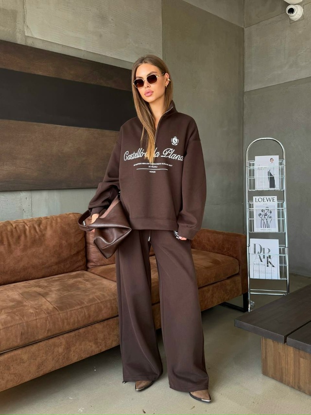 Спортивный костюм 23152410