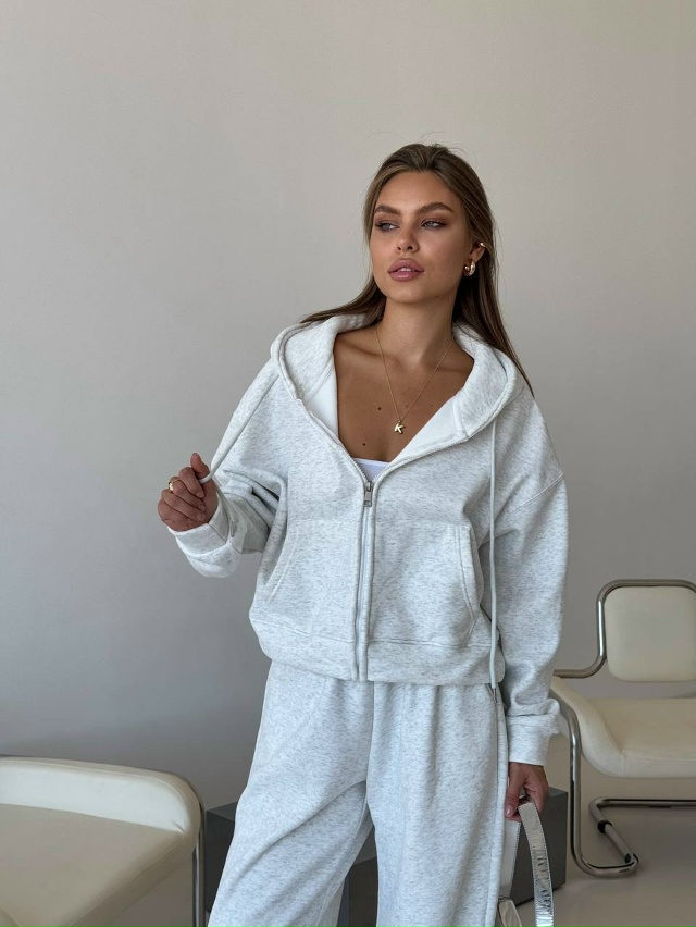 Спортивный костюм 23152484