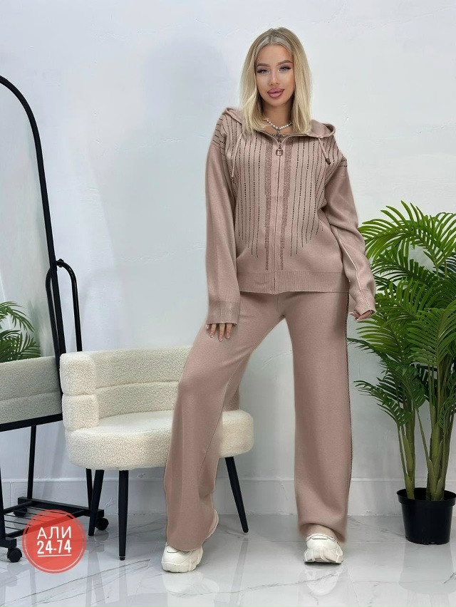 Спортивный костюм 23153454