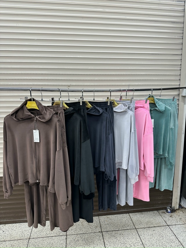 Спортивный костюм 23154340