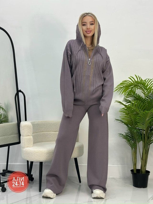 Спортивный костюм 23153454