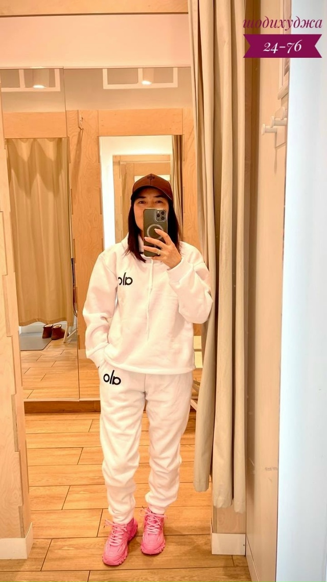 Спортивный костюм 23158093