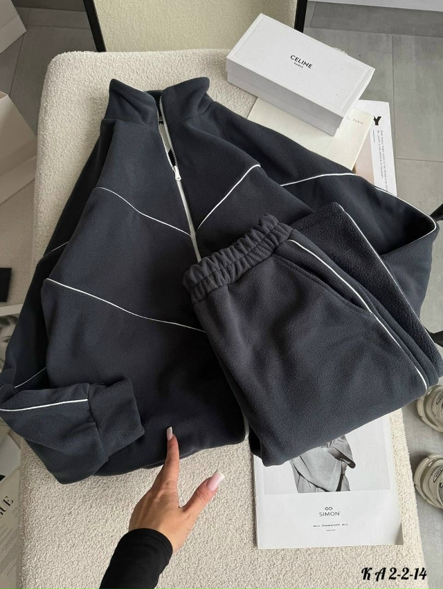 Спортивный костюм 23158525