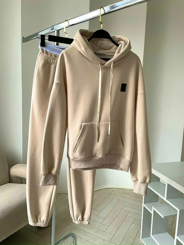 Спортивный костюм 23158824