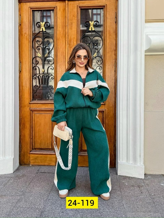 Спортивный костюм 23159728