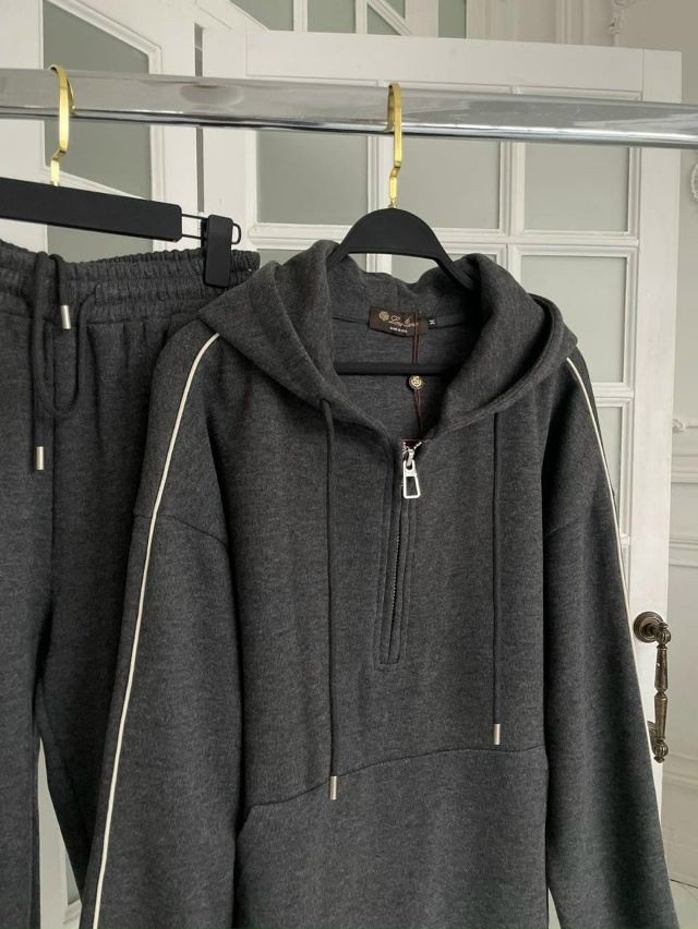 Спортивный костюм 23160997