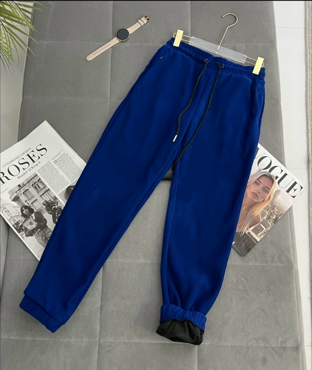 Спортивный костюм 23162282