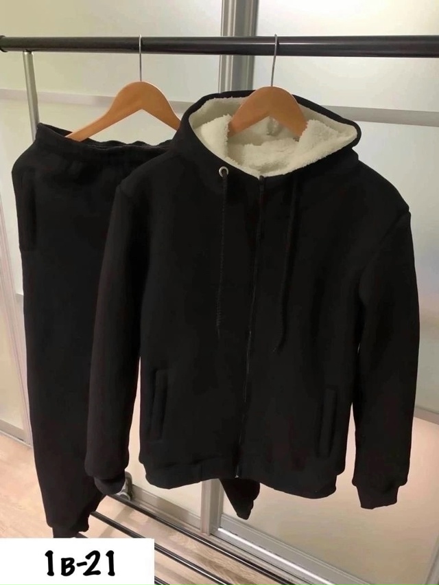 Спортивный костюм 23162711