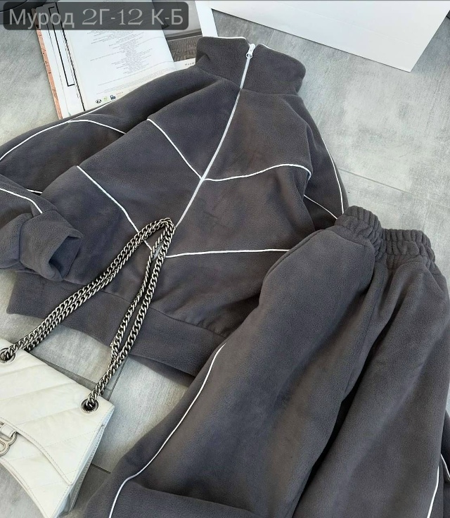 Спортивный костюм 23162355