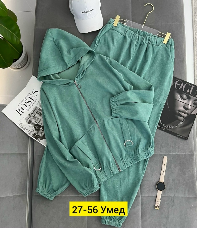 Спортивный костюм 23162699