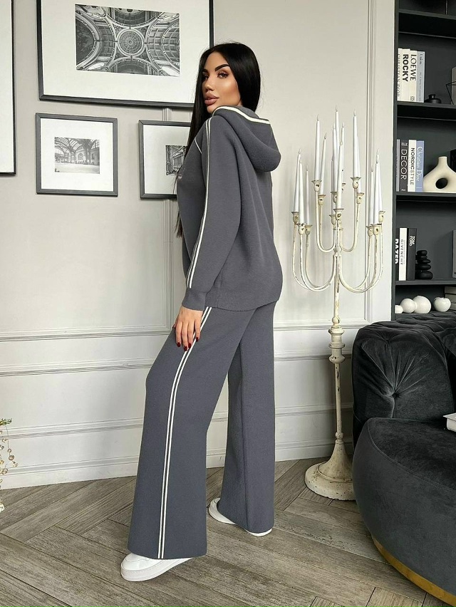 Спортивный костюм 23162235