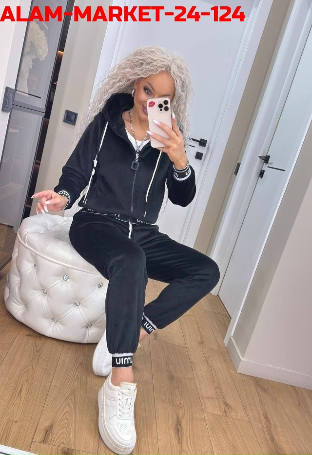 Спортивный костюм 23168665