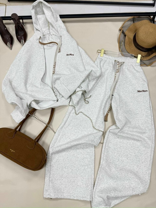 Костюм 23168458