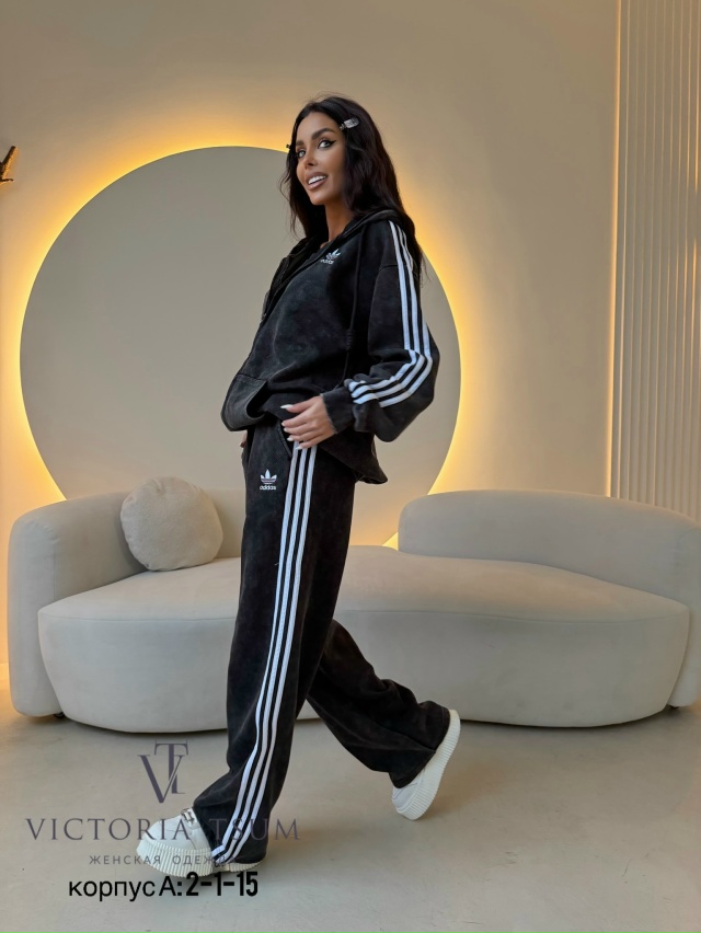 Спортивный костюм 23169057